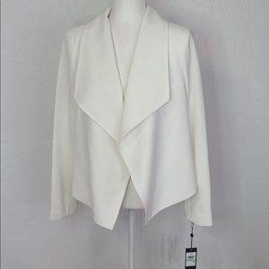 NWT Tommy Hilfiger ivory jacket size 8 palm beach